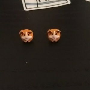 !!FREE WITH PURCHASE!! Guinea pig earrings!!🐹